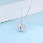 Wisiorek zawieszka srebrna błyszczące cyrkonie