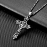 Naszyjnik męski Krzyż Katolicki z Matką Boską